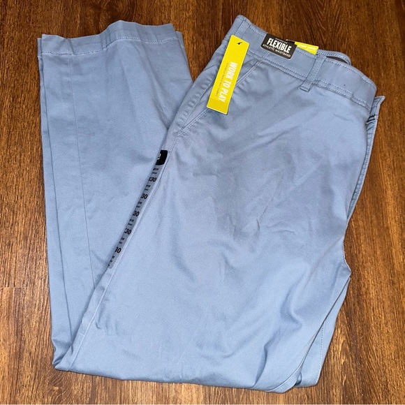 Lee Men’s Extreme Comfort Straight Fit Flat Front Active Stretch Pants 40x30 - Picture 7 of 8